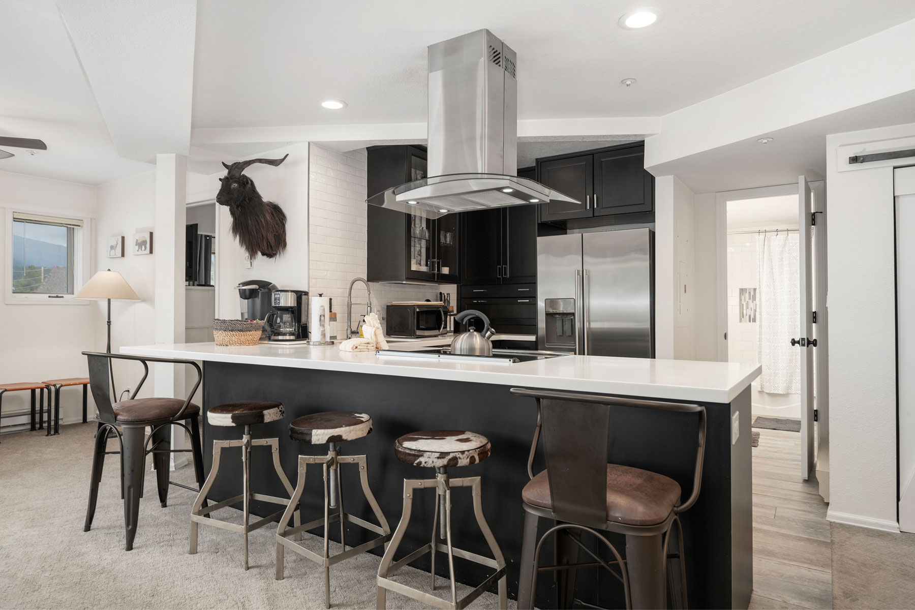 StayWinterPark downtown lodging kitchen