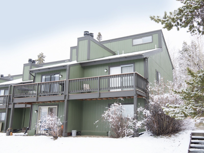 Resort Meadow Ridge Condominiums 