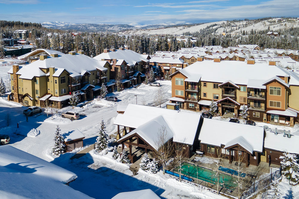 Resort Trailhead Lodges