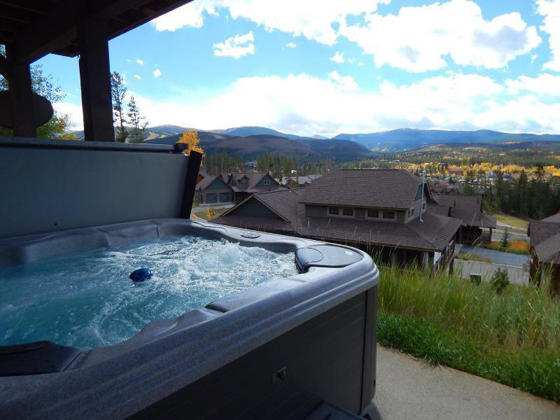 Resort StayWinterPark Rendezvous private hot tub
