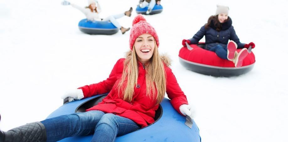 How to Dress for Snow Tubing & Sledding– Thermajohn